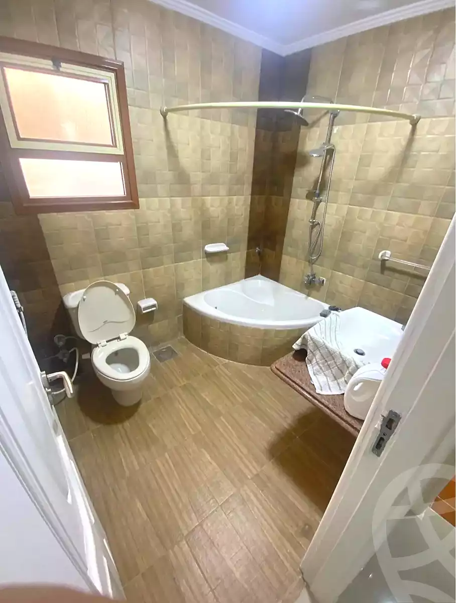 https://aqarmap.com.eg/ar/listing/7048687-for-sale-alexandria-zezenia-ibrahim-el-attar-st
