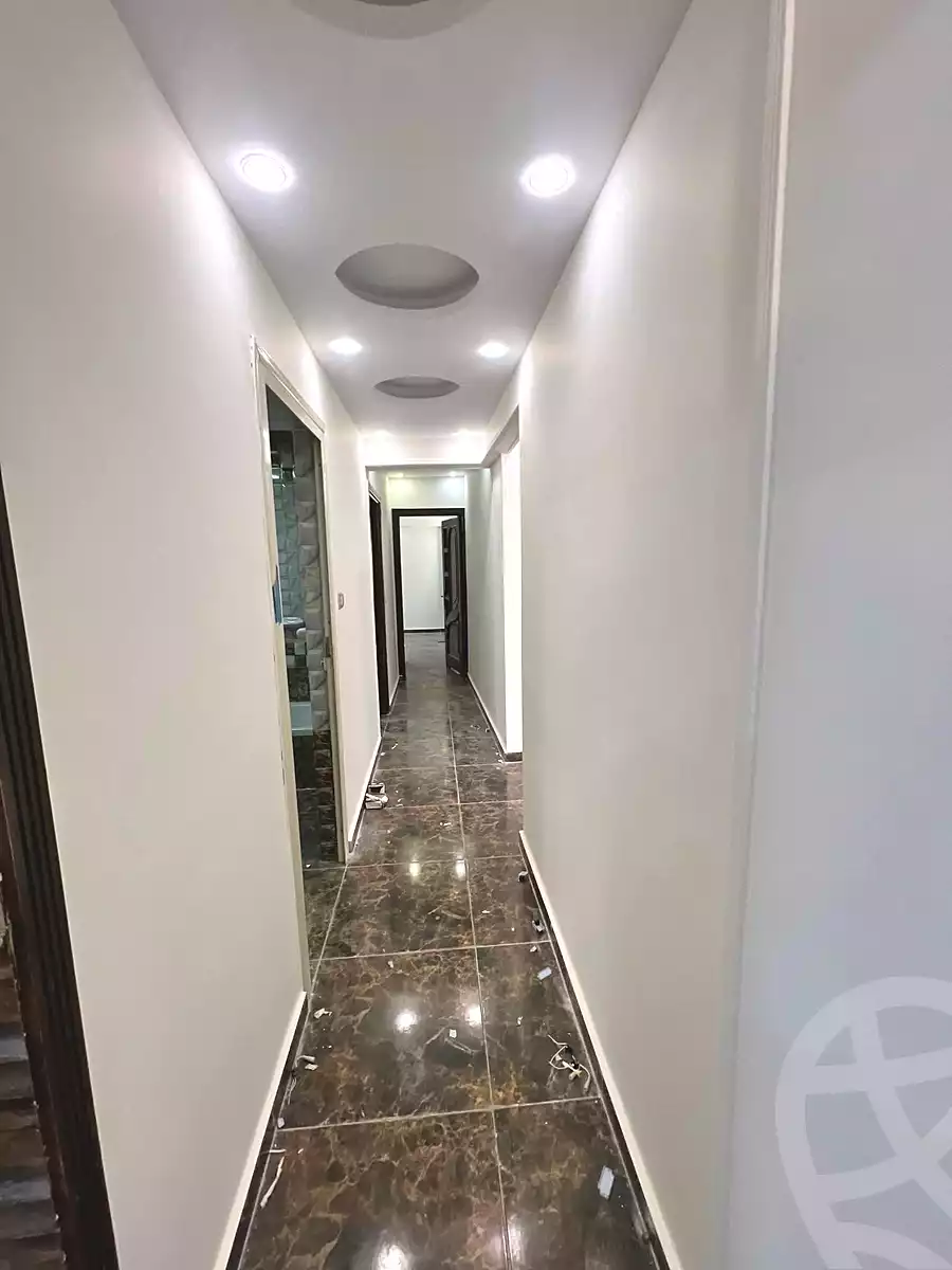 https://aqarmap.com.eg/ar/listing/7048782-for-sale-alexandria-new-miami-street-10
