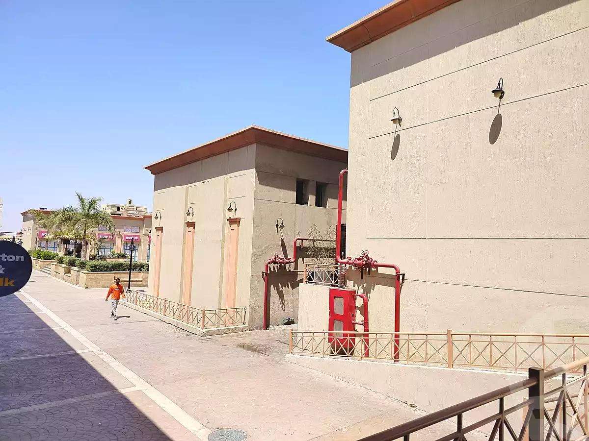 https://aqarmap.com.eg/en/listing/7049184-for-sale-cairo-new-cairo-lrhb-city-malls-and-markets