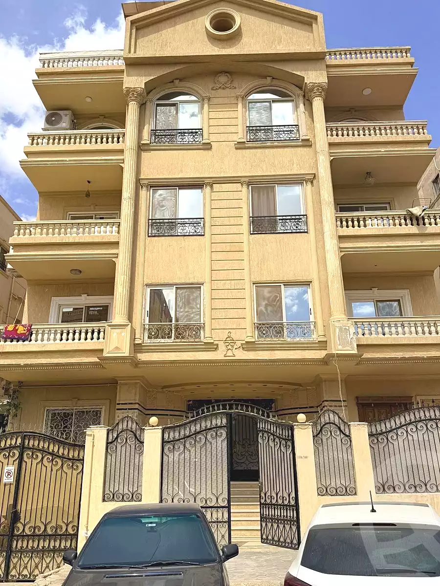 https://aqarmap.com.eg/ar/listing/7049491-for-sale-cairo-el-shorouk-lmntq-lthmn-neighbourhood-1