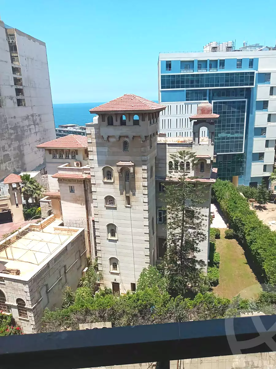 https://aqarmap.com.eg/en/listing/7049531-for-sale-alexandria-lauran-bd-lslm-rf