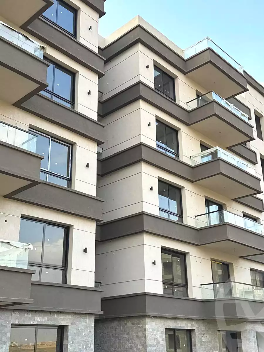 https://aqarmap.com.eg/ar/listing/7049592-for-sale-cairo-el-sheikh-zayed-city-lshykh-zyd-ljdyd-de-joya-taj-misr-new-zayed