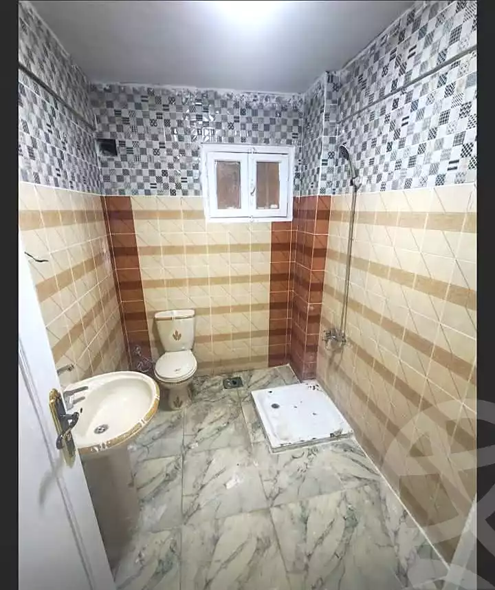 https://aqarmap.com.eg/ar/listing/7049727-for-sale-alexandria-al-agamy-el-hanouvel-al-asdakaa-st