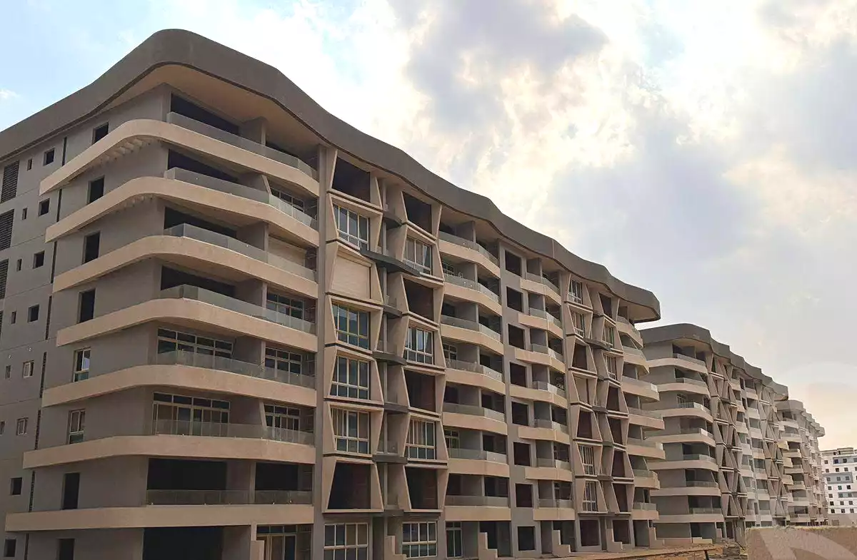 https://aqarmap.com.eg/ar/listing/7049805-for-sale-cairo-new-administrative-capital-r7-midtown-condo