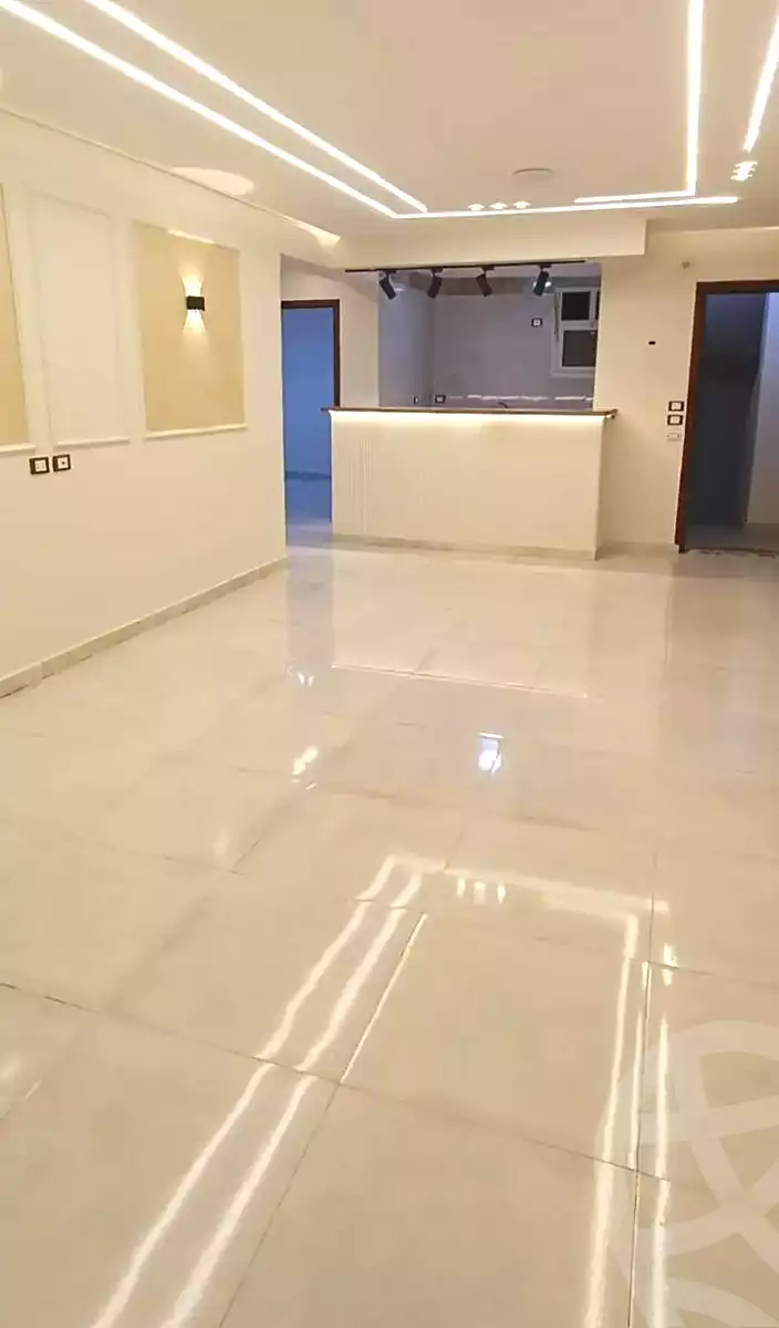 https://aqarmap.com.eg/ar/listing/7049941-for-sale-cairo-helwan-hadayek-helwan-el-eshrein-st