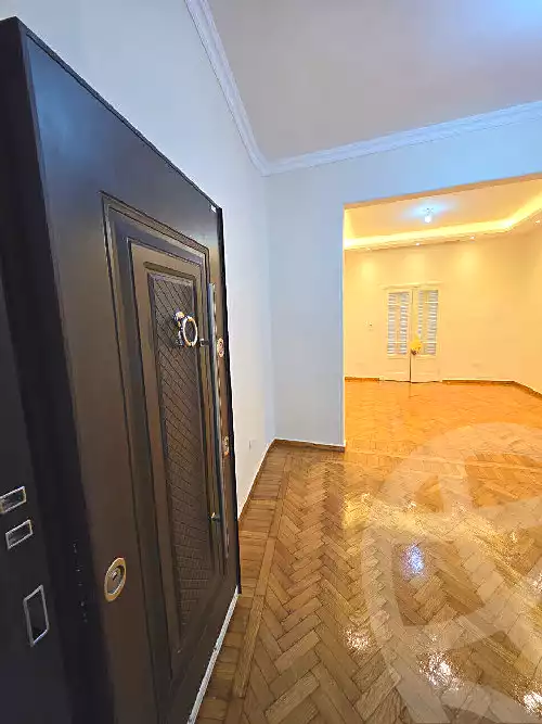 https://aqarmap.com.eg/en/listing/6983449-for-rent-cairo-garden-city