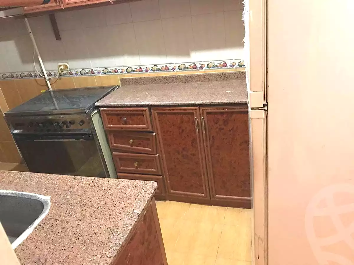 https://aqarmap.com.eg/ar/listing/7050184-for-rent-alexandria-el-asafra-l-sfr-bhry