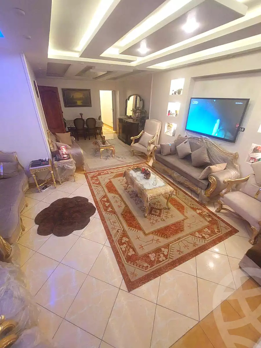 https://aqarmap.com.eg/ar/listing/7050234-for-sale-alexandria-sydy-bshr-sydy-bshr-bhry-shr-mhmwd-l-yswy