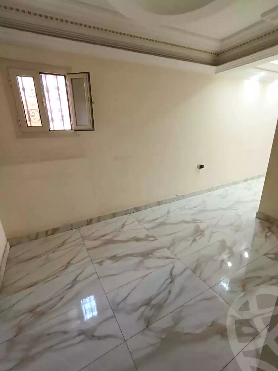 https://aqarmap.com.eg/ar/listing/7050537-for-sale-cairo-helwan-ahmed-enci-st