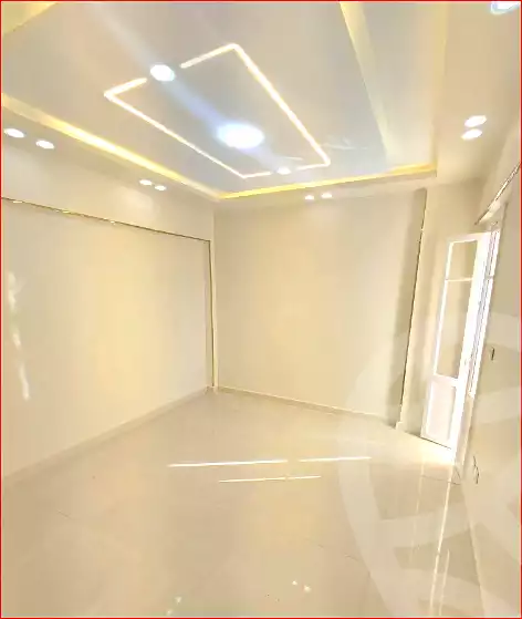 https://aqarmap.com.eg/ar/listing/7050830-for-sale-alexandria-miami-iskandar-ibrahim-st