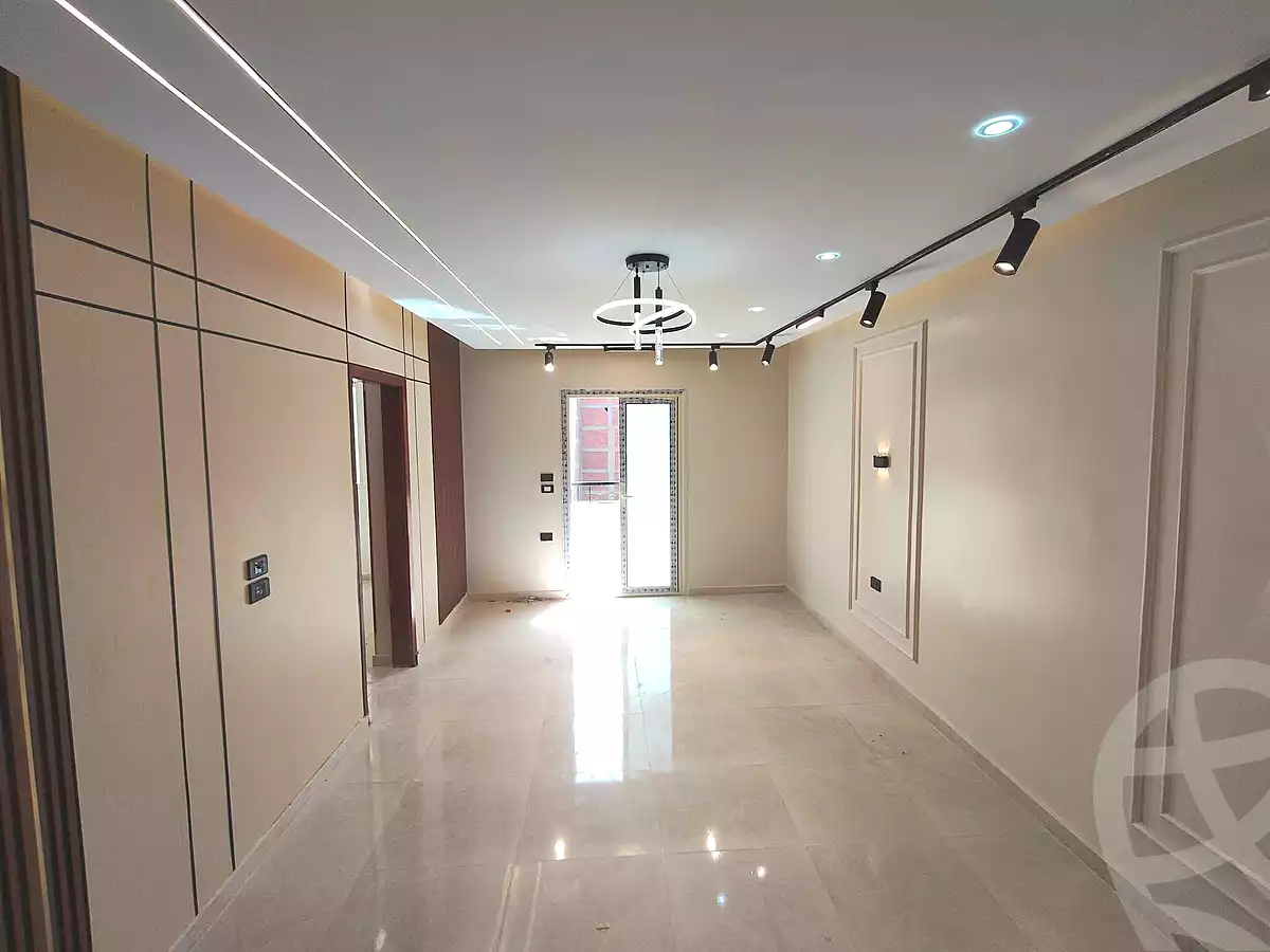 https://aqarmap.com.eg/ar/listing/7050877-for-sale-cairo-elnozha-Streettt-27