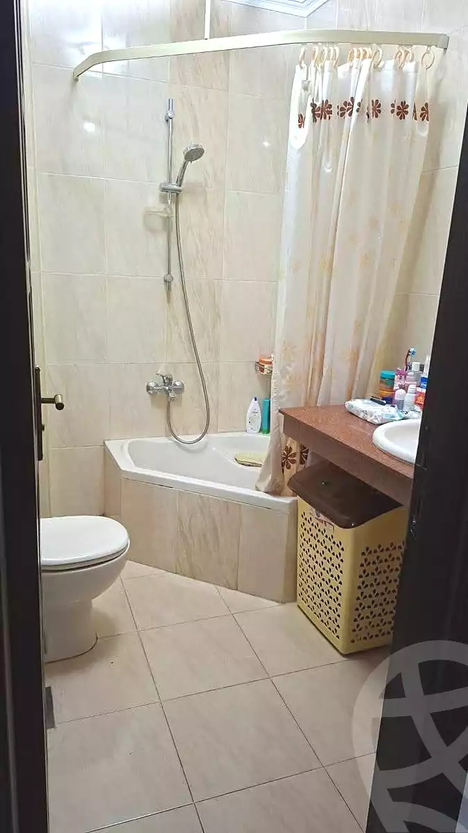 https://aqarmap.com.eg/ar/listing/7050900-for-sale-cairo-faisal-hassan-mohamed-st