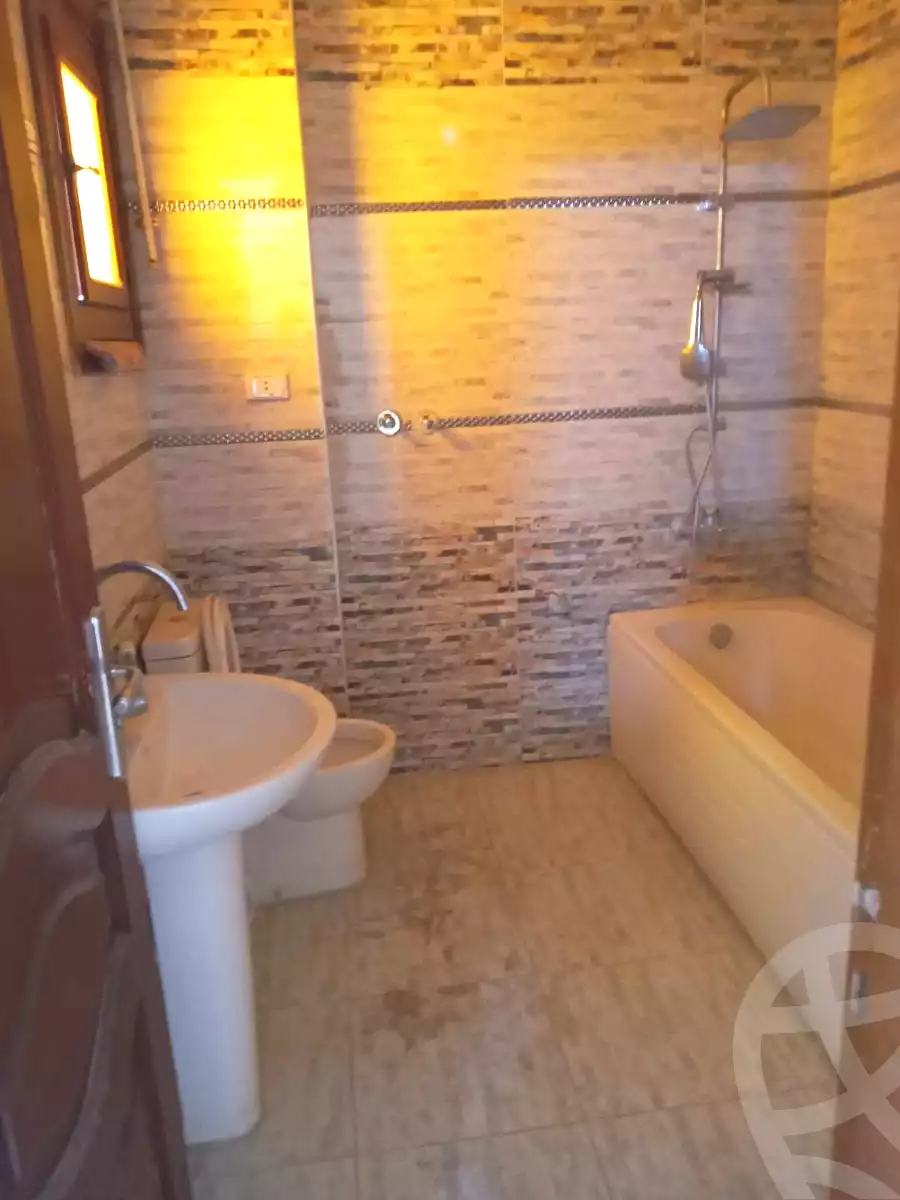 https://aqarmap.com.eg/ar/listing/7050942-for-rent-cairo-helwan-helwan-el-sharkeya-thabit-basha-st