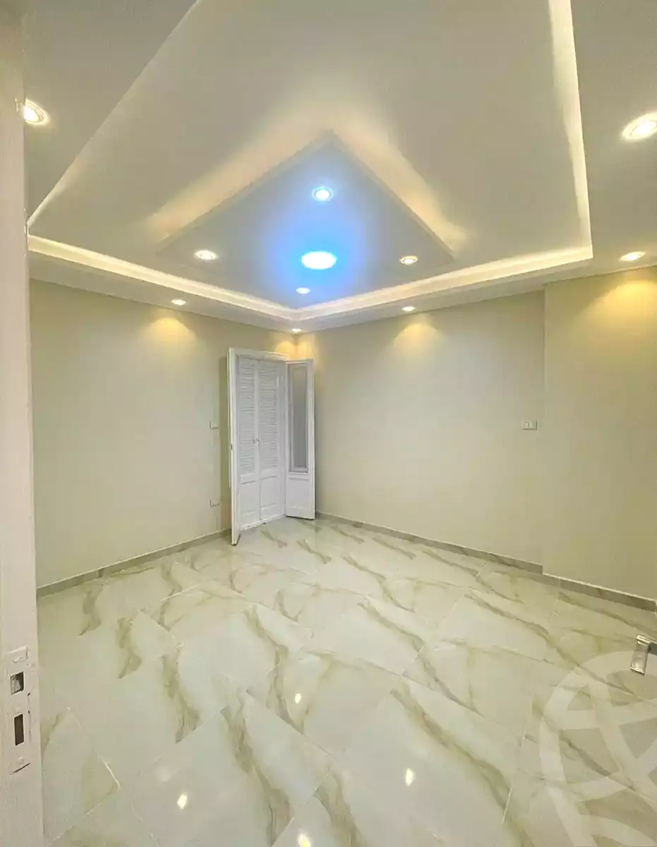 https://aqarmap.com.eg/ar/listing/7051100-for-sale-alexandria-miami-abou-el-arab-st