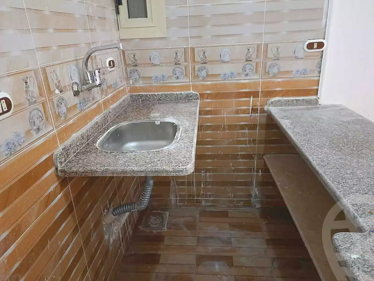 https://aqarmap.com.eg/en/listing/7042611-for-sale-alexandria-al-agamy-el-hanouvel