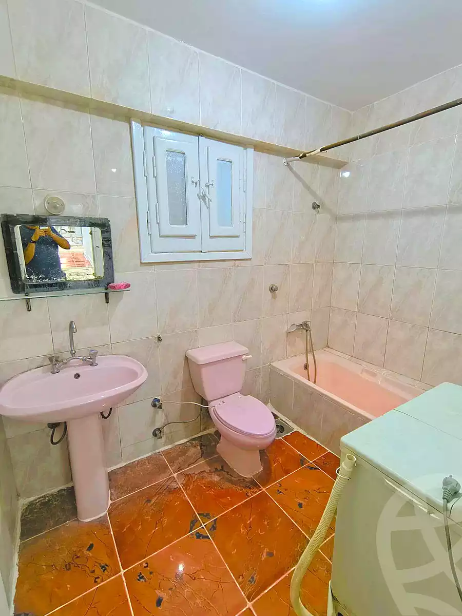 https://aqarmap.com.eg/ar/listing/7042576-for-sale-alexandria-al-agamy-shataa-el-nakheel