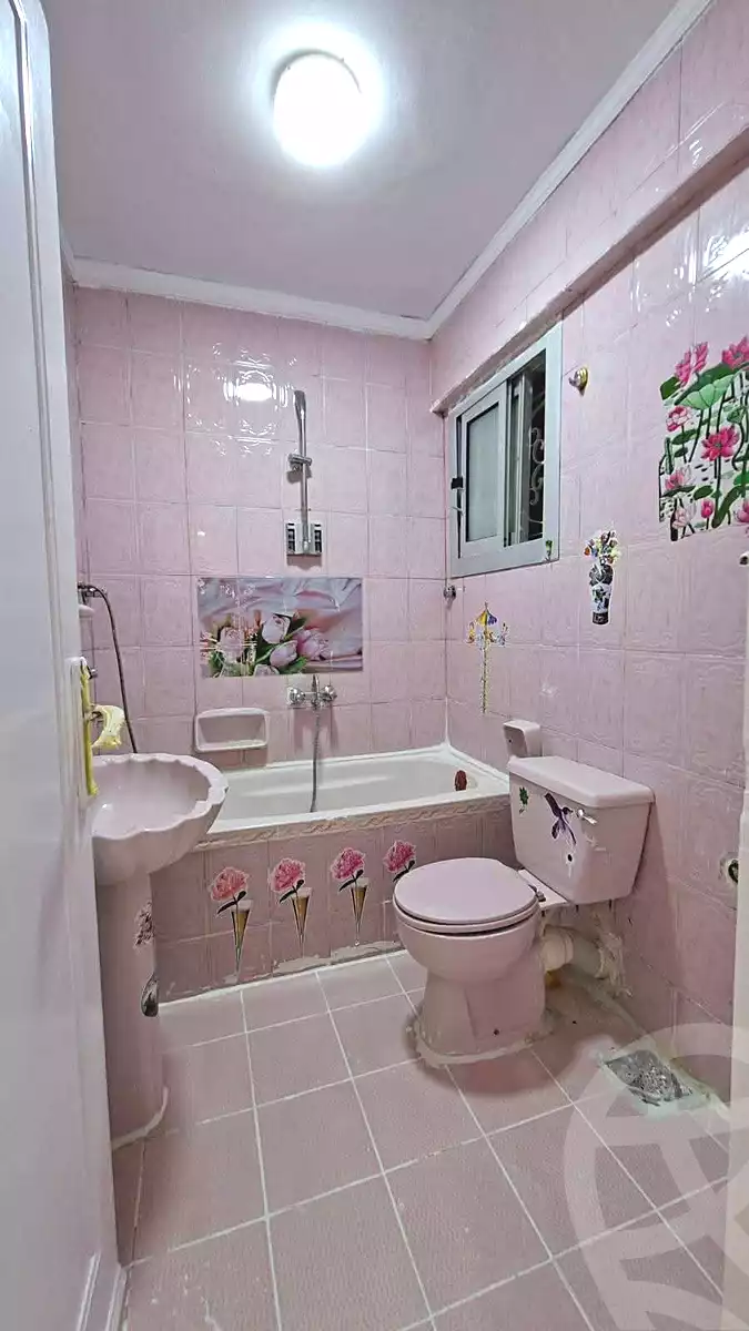 https://aqarmap.com.eg/ar/listing/7051240-for-sale-alexandria-al-agamy-shataa-el-nakheel-street-12