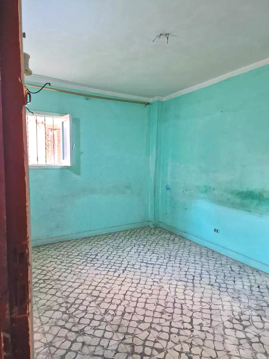 https://aqarmap.com.eg/ar/listing/7051261-for-sale-cairo-ain-shams-ain-shams-el-sharkia-el-zahraa-st