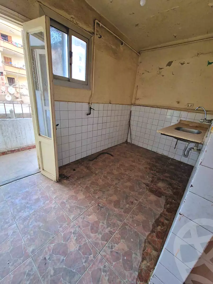 https://aqarmap.com.eg/ar/listing/7051261-for-sale-cairo-ain-shams-ain-shams-el-sharkia-el-zahraa-st