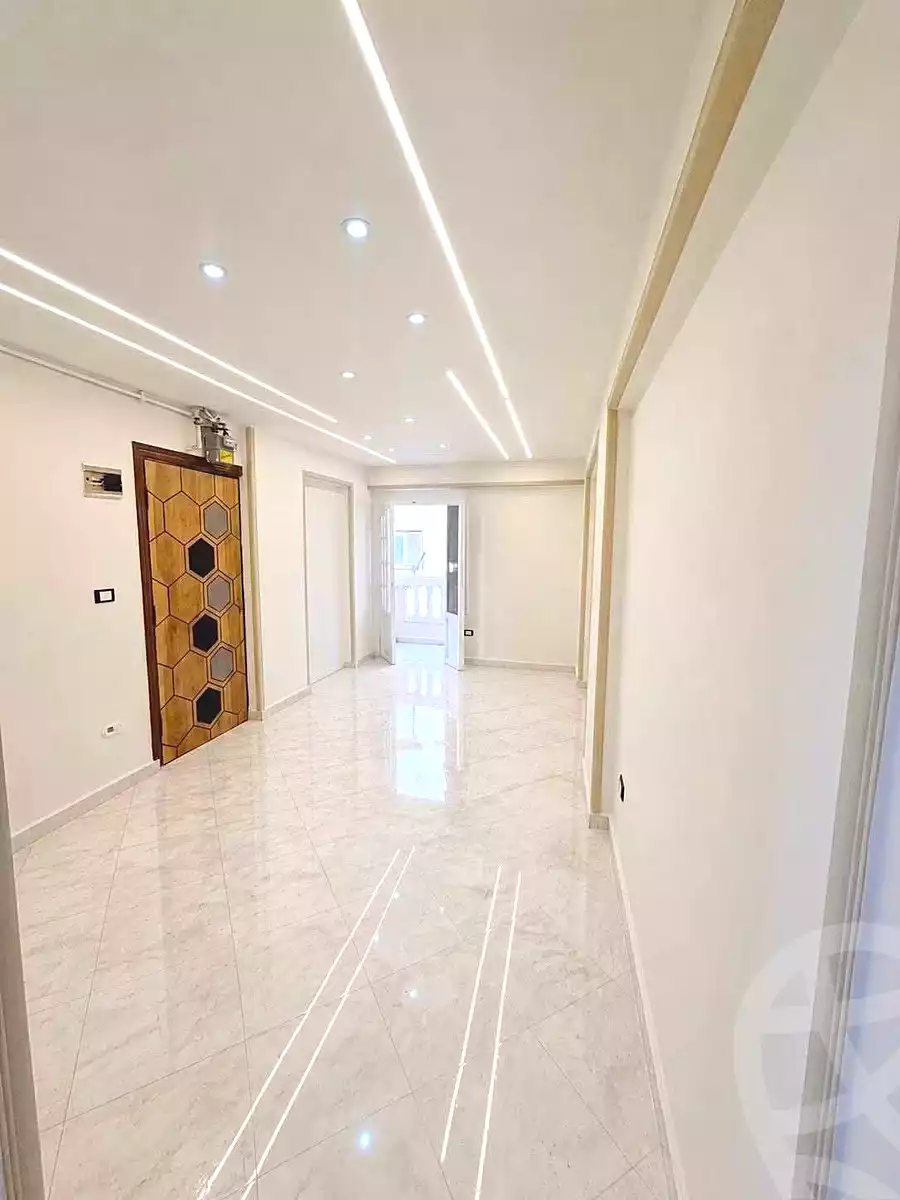 https://aqarmap.com.eg/en/listing/7051294-for-sale-alexandria-lsywf-el-falki