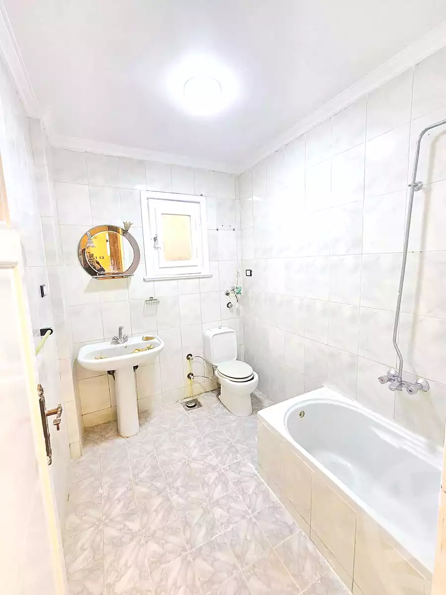 https://aqarmap.com.eg/ar/listing/7051343-for-sale-alexandria-al-agamy
