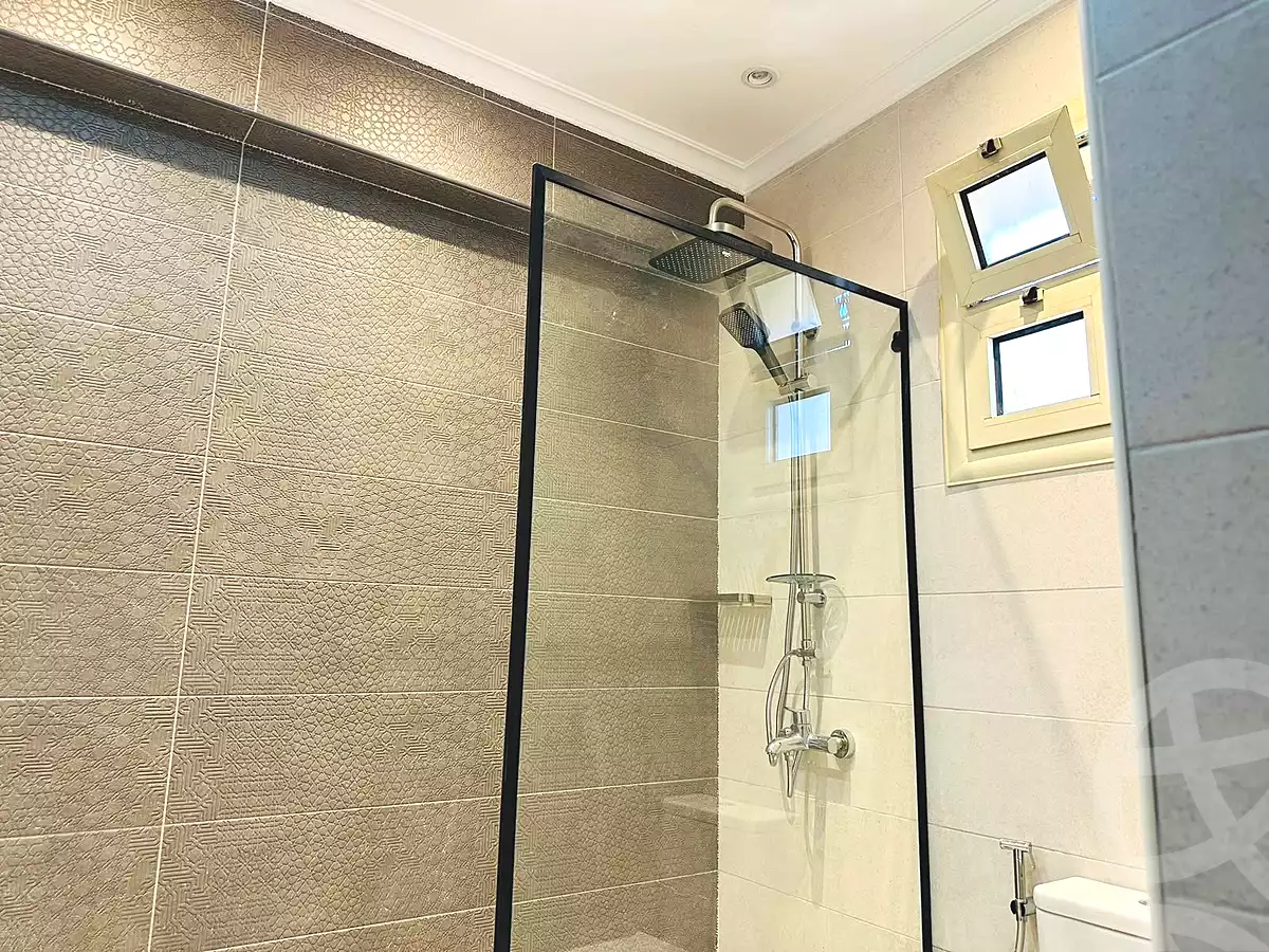 https://aqarmap.com.eg/ar/listing/7051682-for-sale-cairo-new-cairo-compounds-byljyw