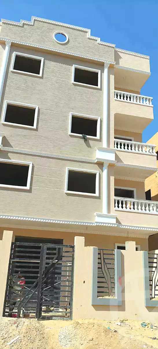 https://aqarmap.com.eg/en/listing/7051908-for-sale-cairo-badr-city-hai-el-ashgar-featured-neighborhood-bait-el-watan