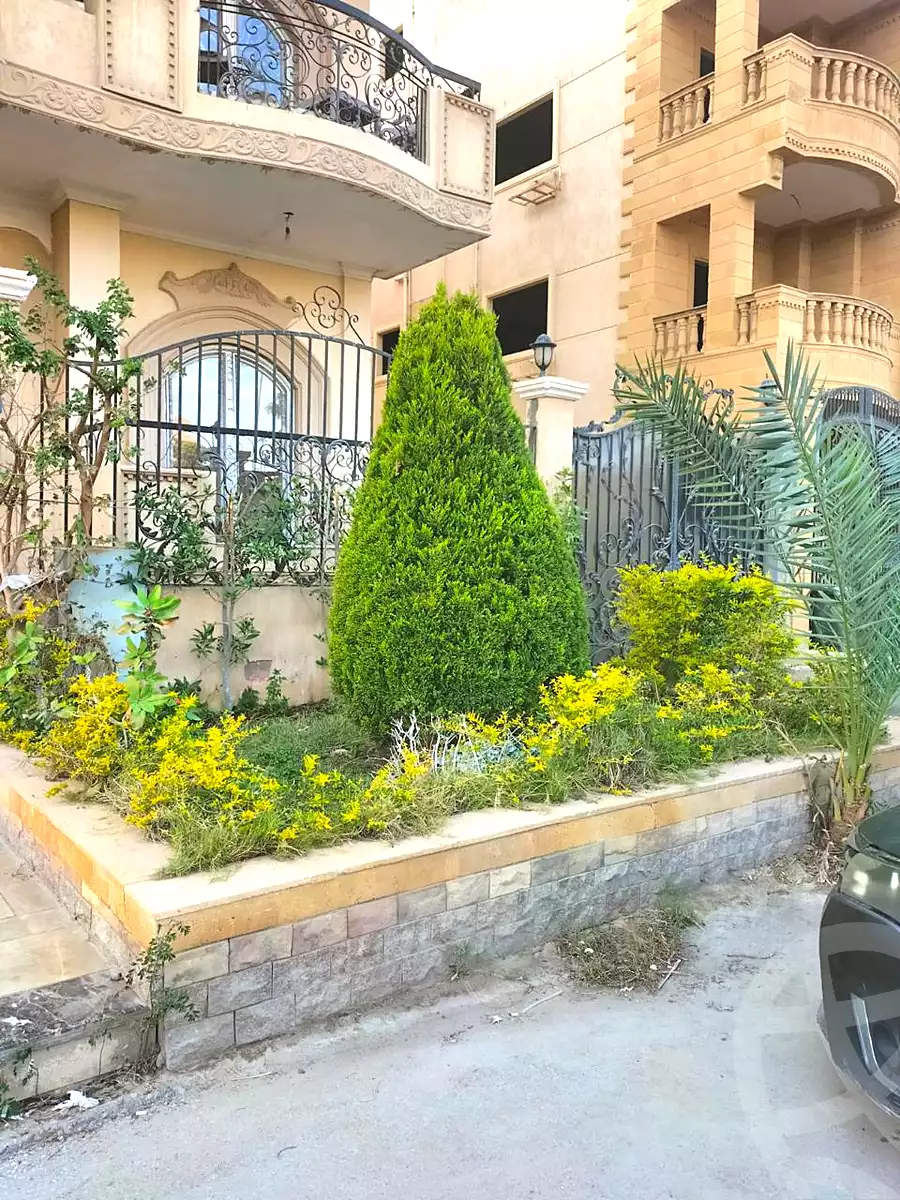 https://aqarmap.com.eg/ar/listing/7051984-for-sale-cairo-new-cairo-el-narges-el-narges-8-omar-makram-street