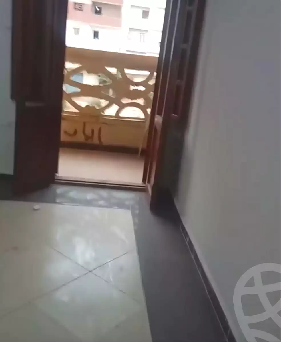 https://aqarmap.com.eg/en/listing/7051996-for-rent-alexandria-new-miami