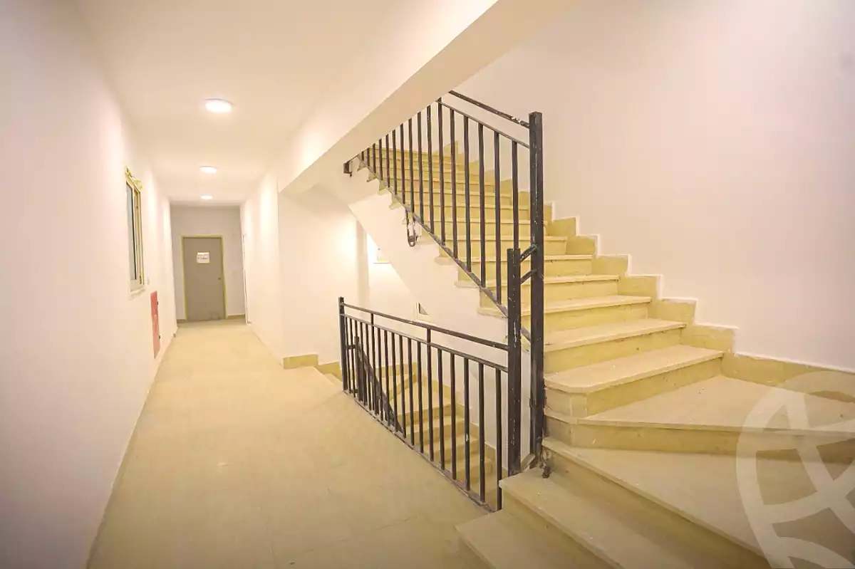 https://aqarmap.com.eg/ar/listing/7052115-for-sale-cairo-new-administrative-capital-r8-de-joya-4-compound-taj-misr