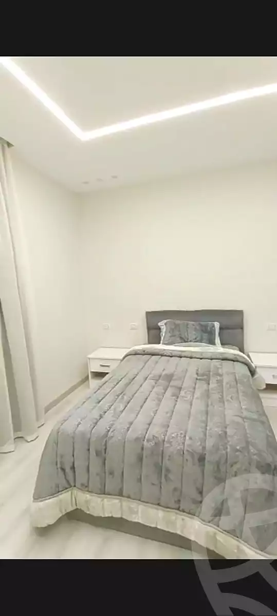 https://aqarmap.com.eg/ar/listing/7052203-for-sale-cairo-new-cairo-ganob-el-akadamiya-south-academy-z