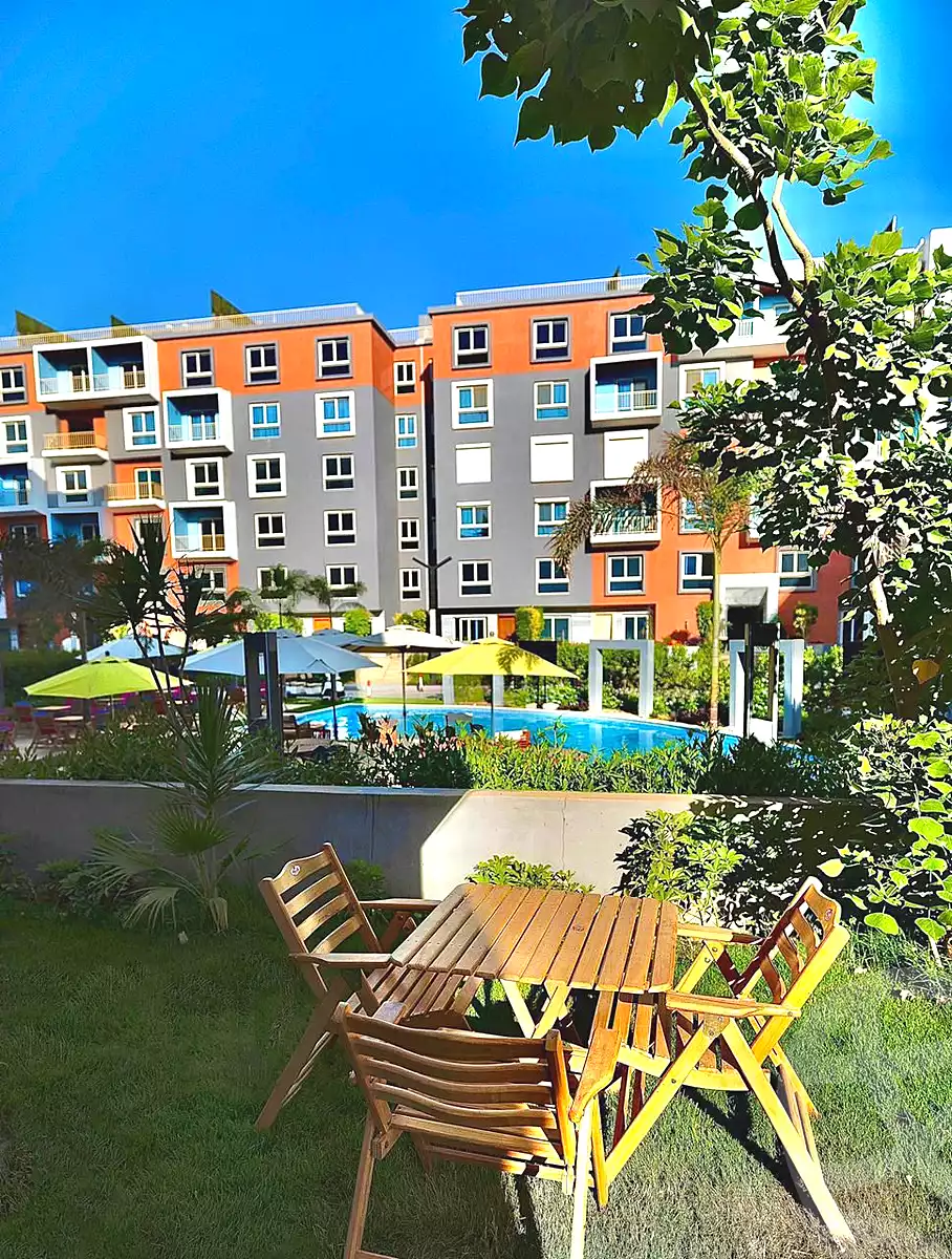 https://aqarmap.com.eg/ar/listing/7052233-for-sale-cairo-new-cairo-compounds-mwrd-fq-llttwyr