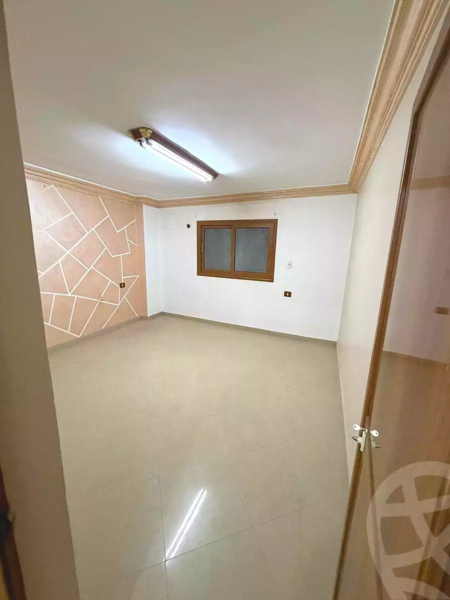 https://aqarmap.com.eg/en/listing/7052366-for-rent-cairo-elnozha-taha-hussein-st