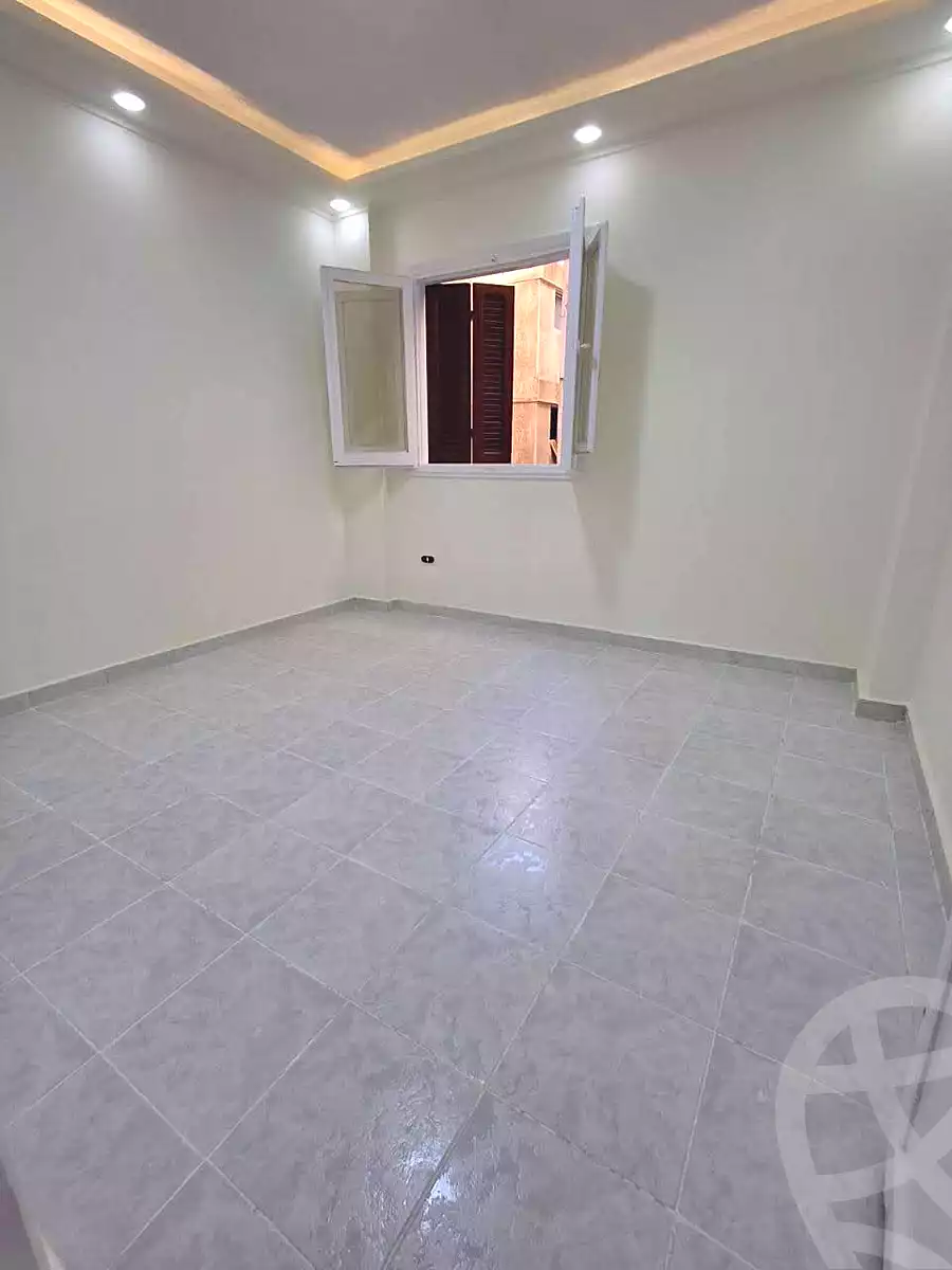 https://aqarmap.com.eg/en/listing/7052449-for-sale-alexandria-al-agamy-shataa-el-nakheel
