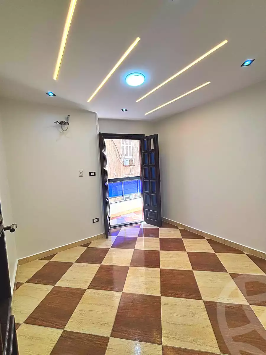 https://aqarmap.com.eg/ar/listing/7052561-for-sale-alexandria-miami-45-street