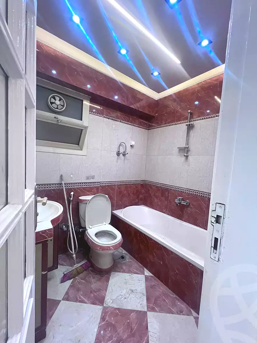 https://aqarmap.com.eg/ar/listing/7052158-for-sale-cairo-nasr-city-1st-zone-ahmed-kassim-gouda-st