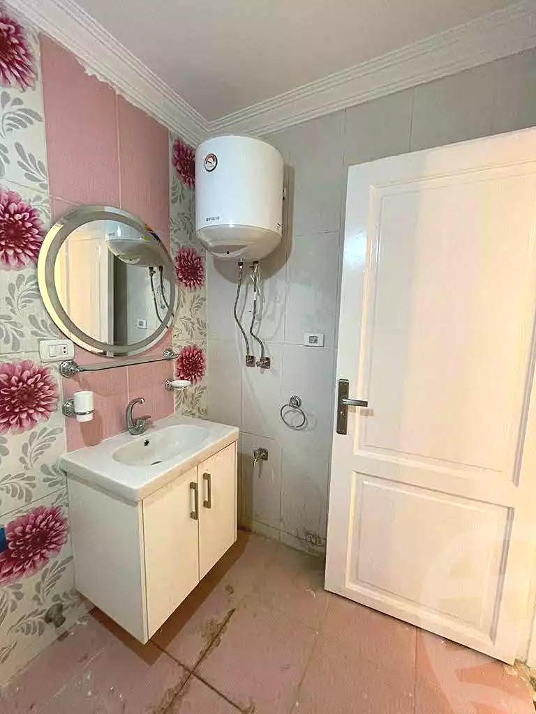 https://aqarmap.com.eg/en/listing/7052690-for-sale-cairo-helwan-helwan-el-sharkeya-gaafar-st