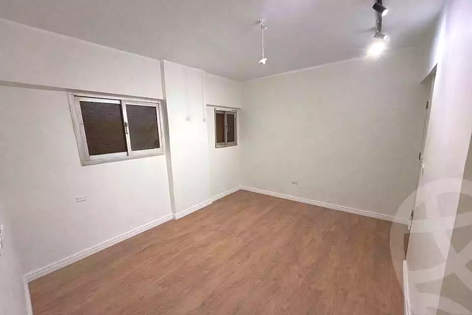 https://aqarmap.com.eg/ar/listing/7052799-for-sale-cairo-faisal-shareaa-el-malek-fasel