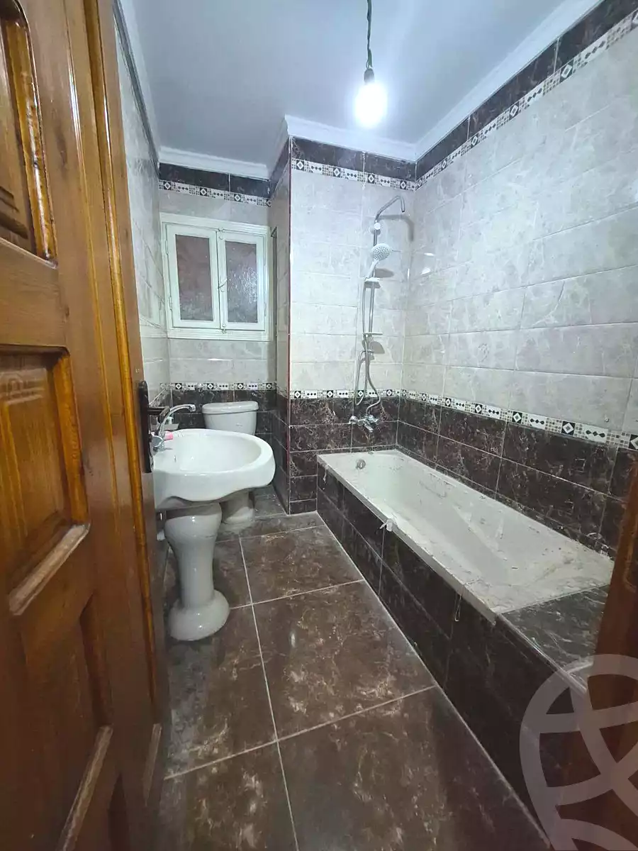 https://aqarmap.com.eg/en/listing/7052903-for-sale-alexandria-lsywf-gamila-abu-herid-st