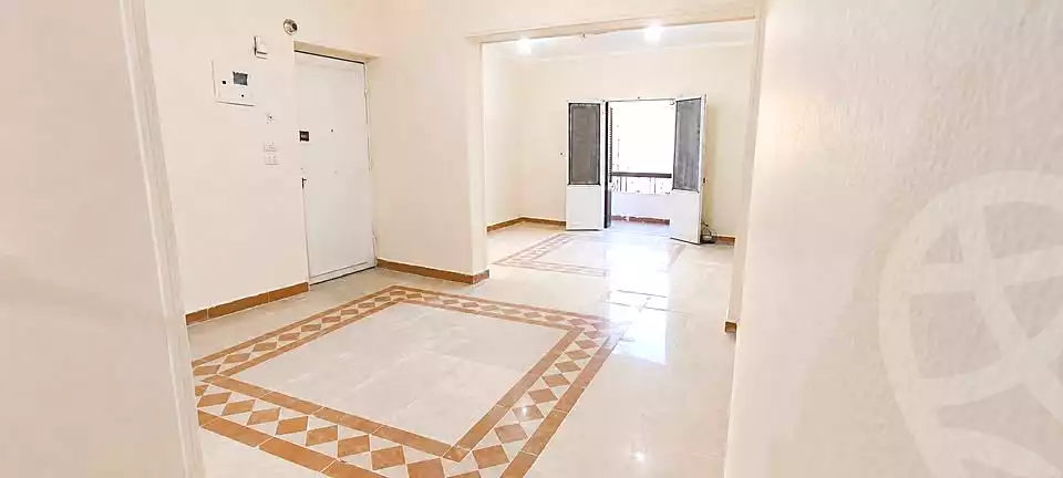 https://aqarmap.com.eg/ar/listing/7053334-for-rent-cairo-ain-shams-ain-shams-el-sharkia-el-eshrein-stt