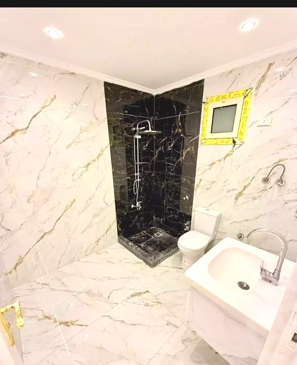 https://aqarmap.com.eg/ar/listing/7053343-for-sale-alexandria-miami-45-street
