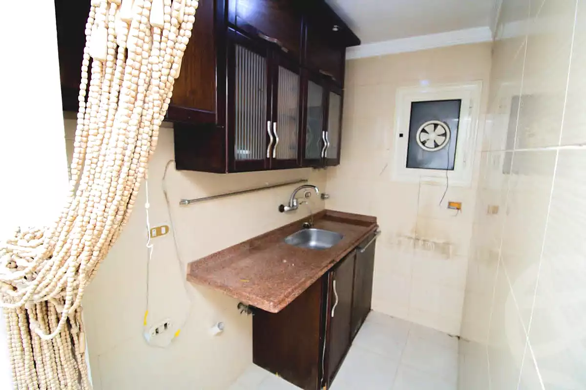 https://aqarmap.com.eg/ar/listing/7053456-for-sale-alexandria-camp-cesar-famous-st