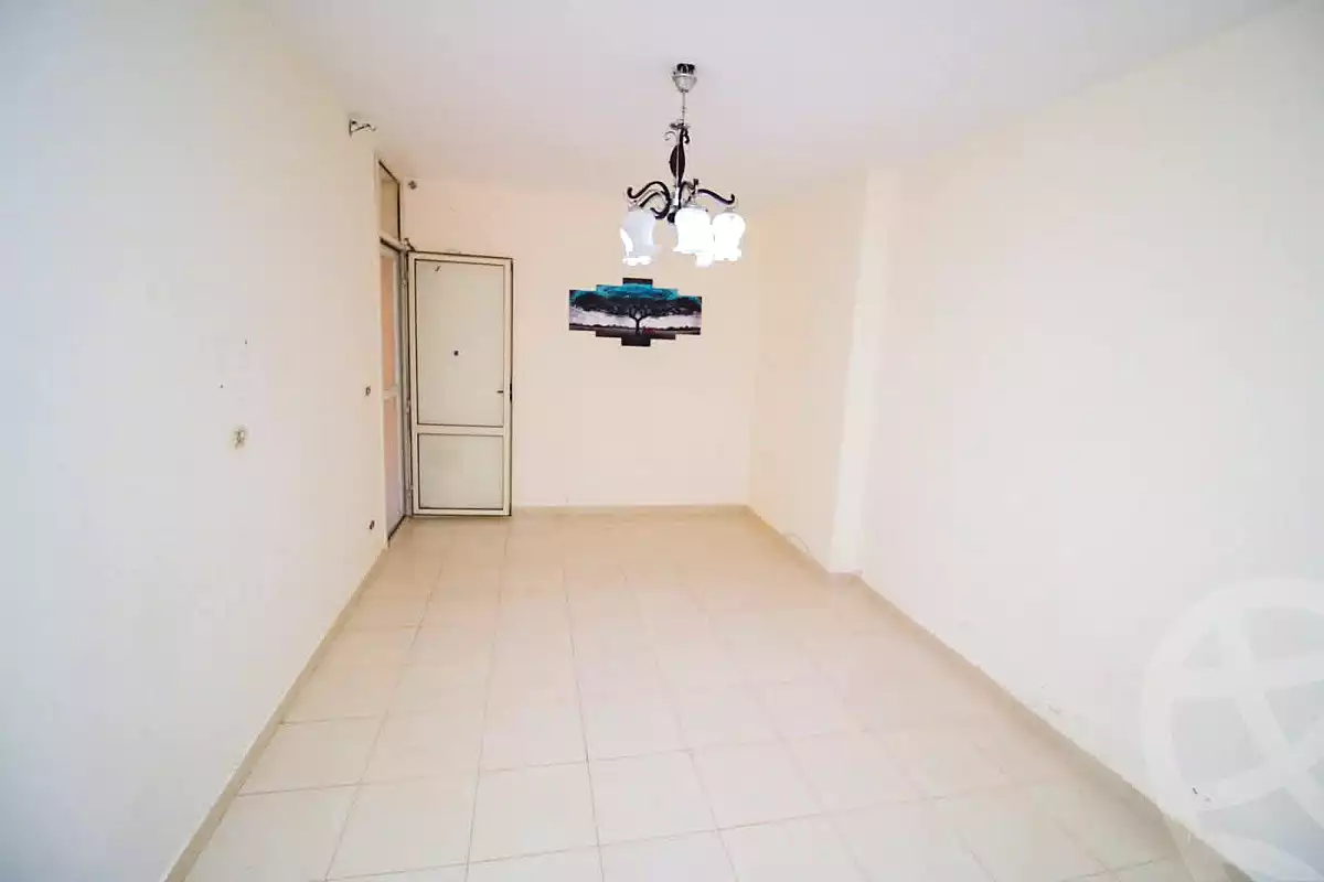 https://aqarmap.com.eg/ar/listing/7053456-for-sale-alexandria-camp-cesar-famous-st
