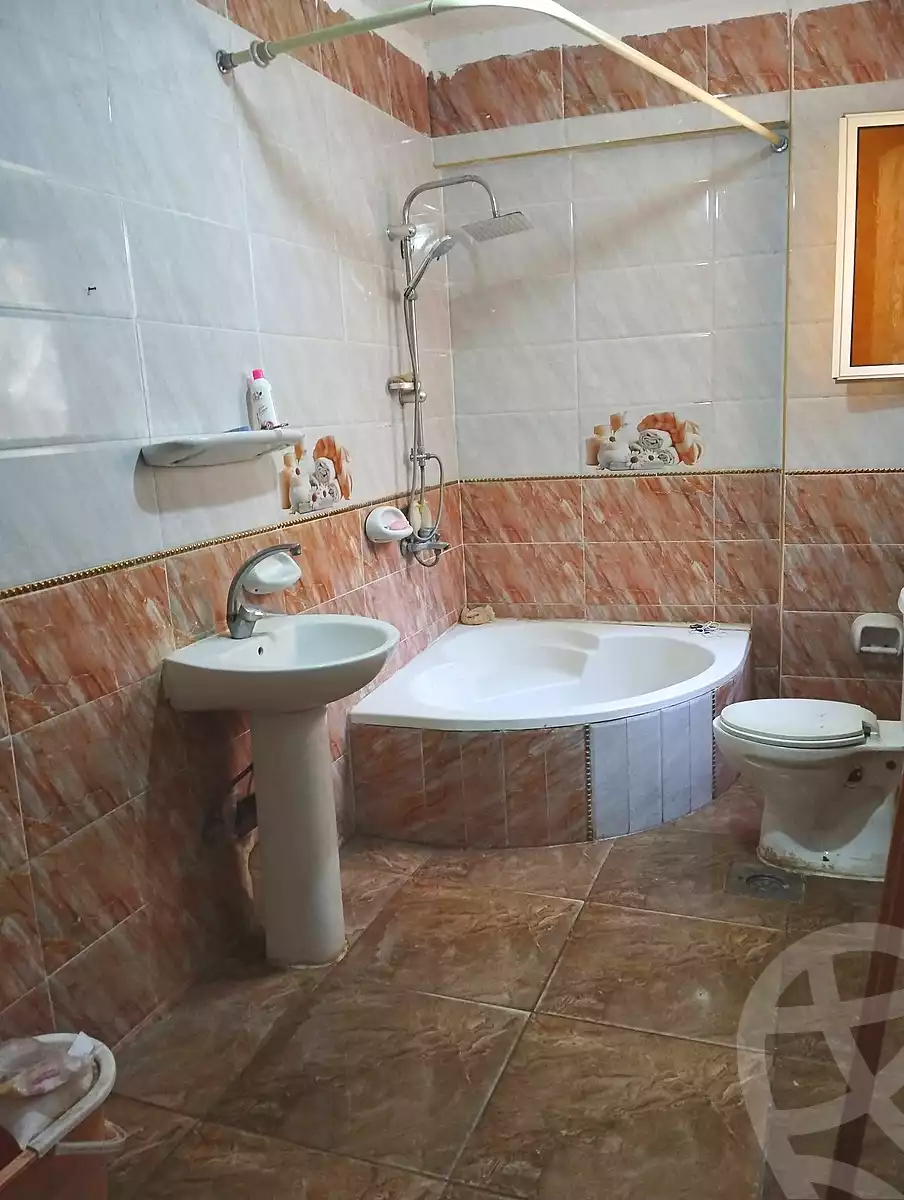 https://aqarmap.com.eg/ar/listing/7053702-for-sale-alexandria-al-agamy-el-hanouvel