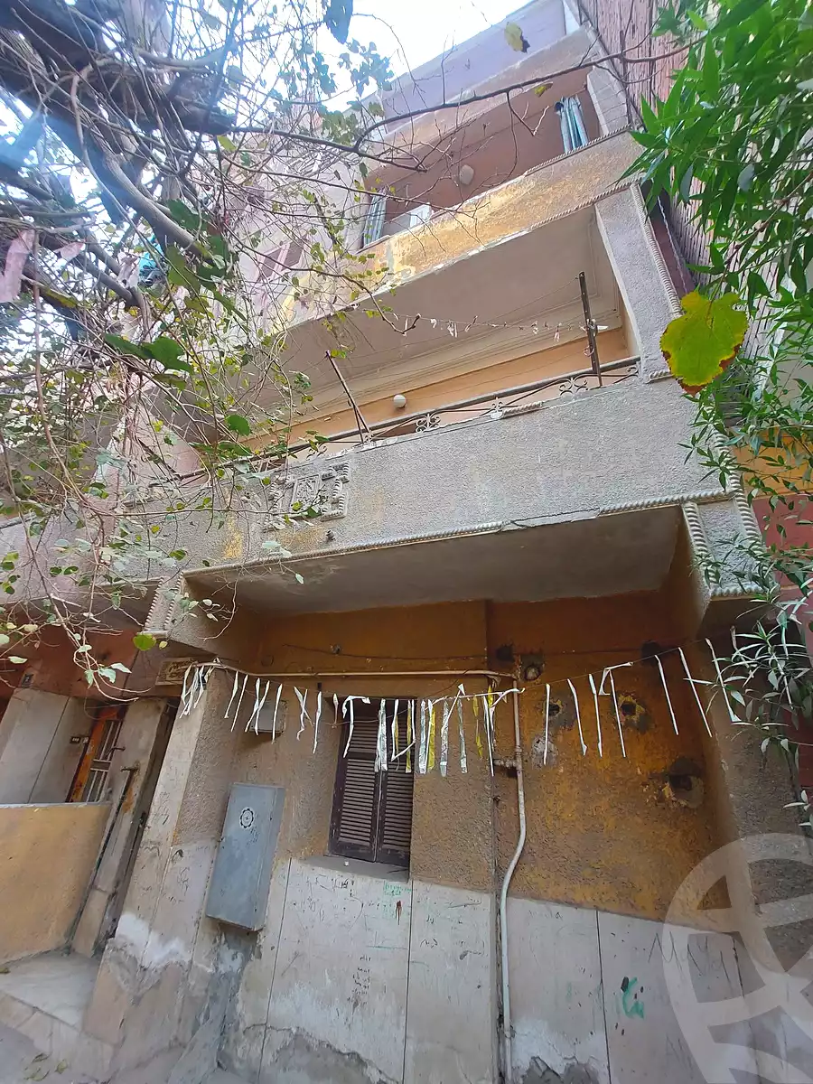 https://aqarmap.com.eg/ar/listing/7053862-for-sale-cairo-helwan-el-shareaa-el-sharby-st