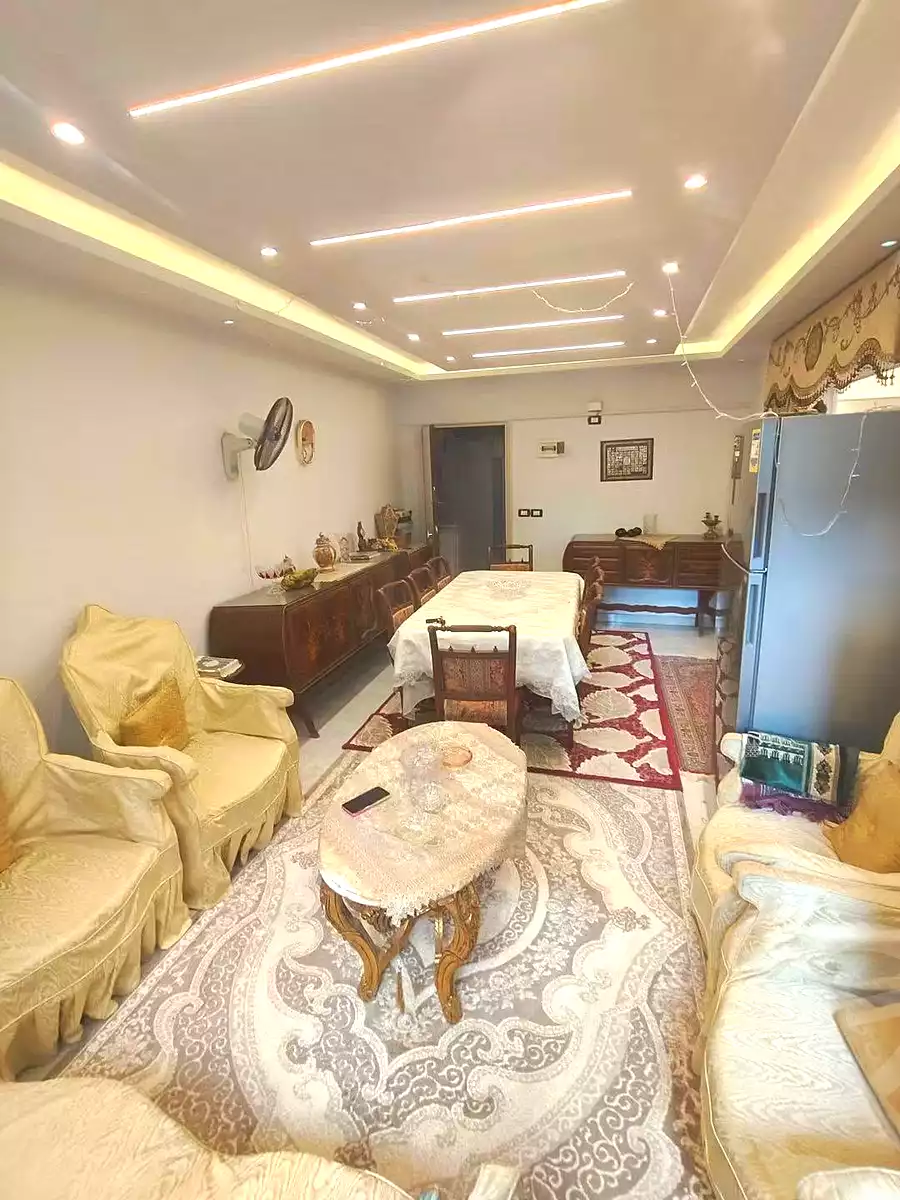 https://aqarmap.com.eg/ar/listing/7053853-for-sale-alexandria-miami-mahmoud-el-isawy-st