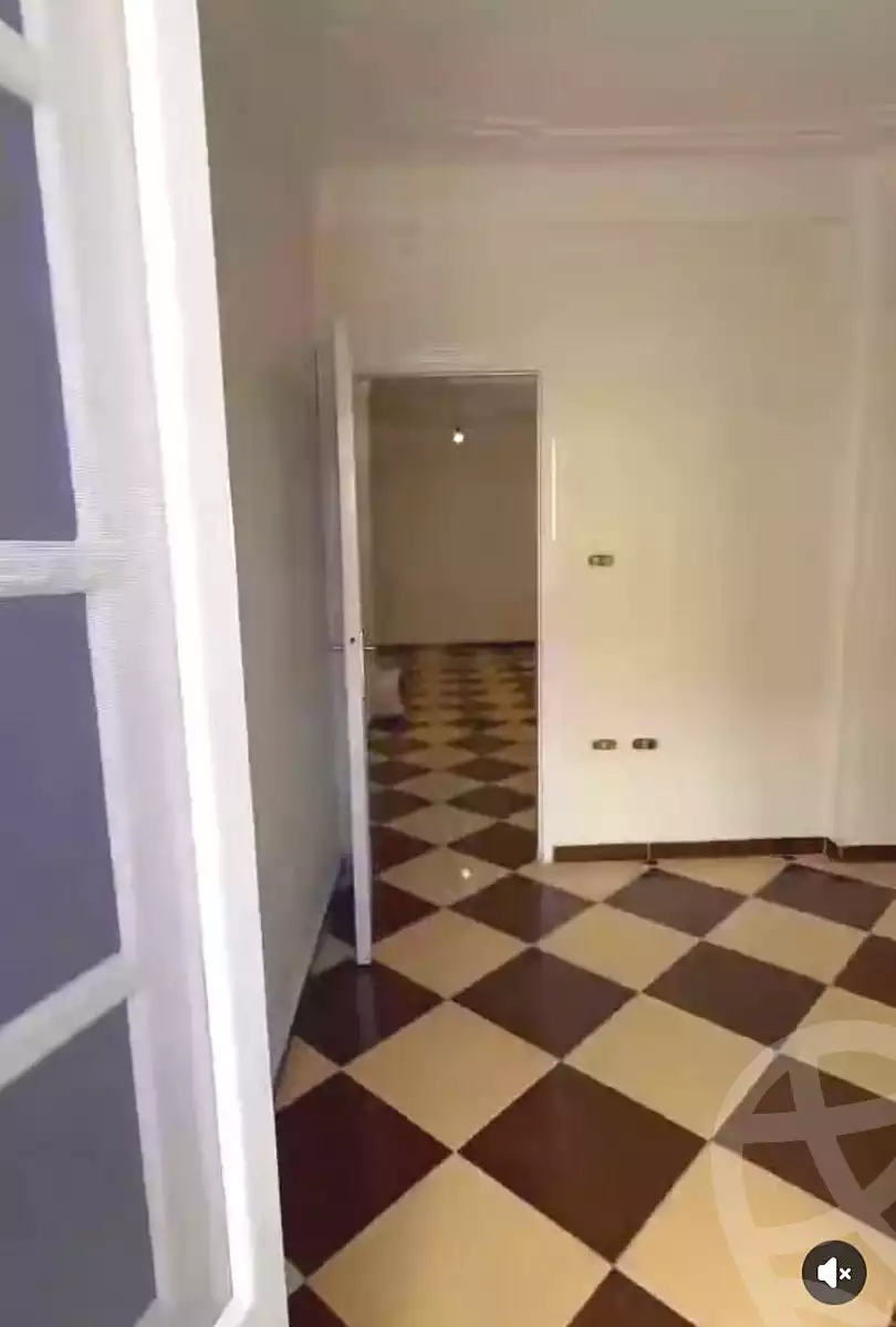 https://aqarmap.com.eg/en/listing/7053855-for-sale-alexandria-al-agamy-bw-ywsf