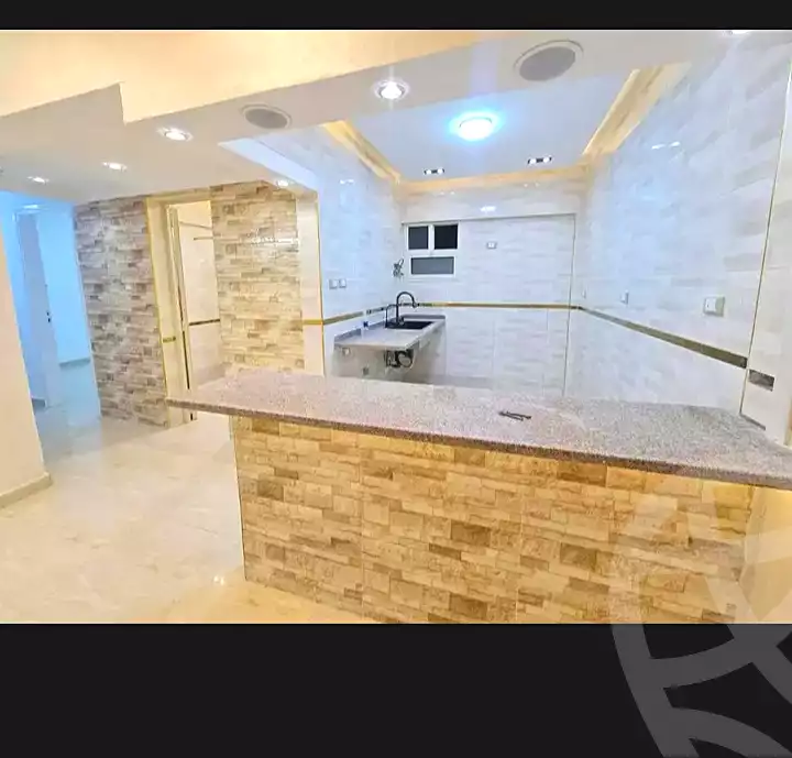 https://aqarmap.com.eg/ar/listing/7053910-for-sale-alexandria-miami-shr-jml-bd-lnsr