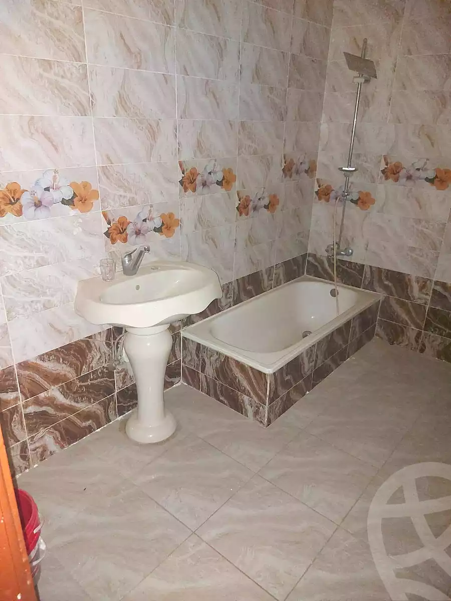 https://aqarmap.com.eg/ar/listing/7054267-for-sale-cairo-helwan-helwan-el-sharkeya-el-maraghi-st