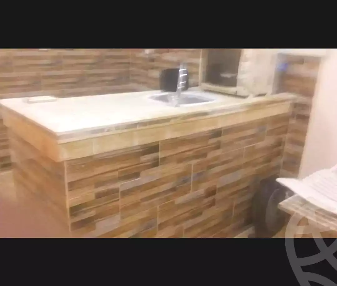 https://aqarmap.com.eg/ar/listing/7054504-for-sale-alexandria-al-agamy-lbytsh-bianchiii